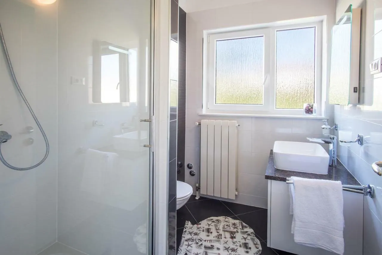 Apartmani Dujmovic Malinska