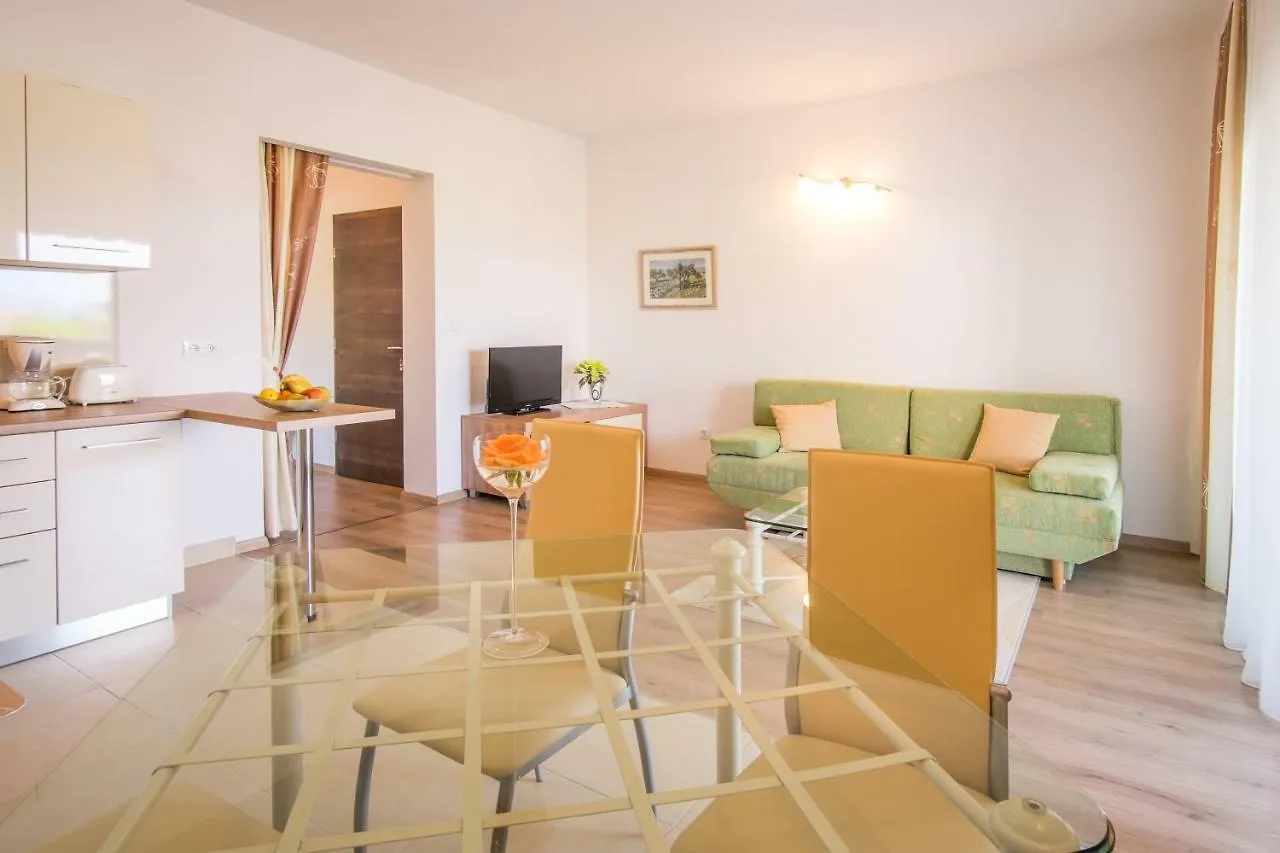 Lägenhet Apartmani Dujmovic Malinska Kroatien